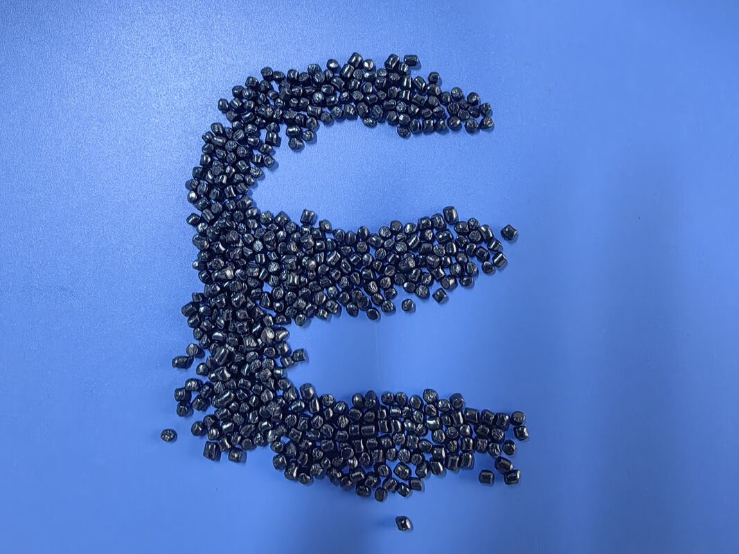 Plastic Black Masterbatch Designed to Minimize Pollution and Reduce Production Cost While Providing High Gloss and Smooth Surfaces